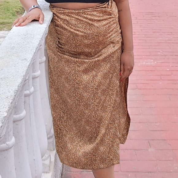 Skirt with Slit - Picture 10 of 10